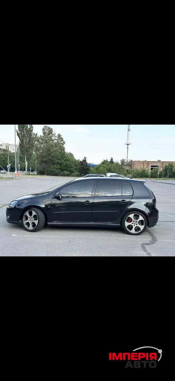 Volkswagen Golf GTI - фото 4