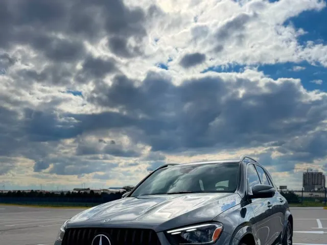 Mercedes-Benz GLE - фото 1