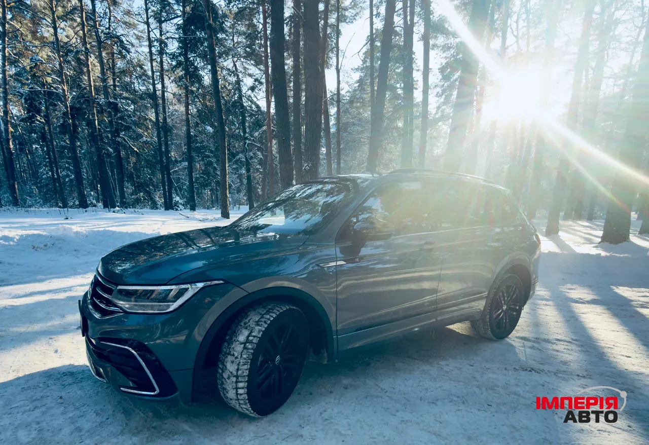 Volkswagen Tiguan - фото 6