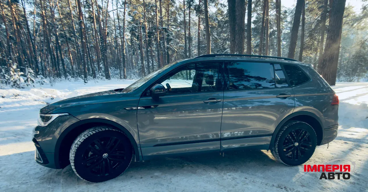 Volkswagen Tiguan - фото 2