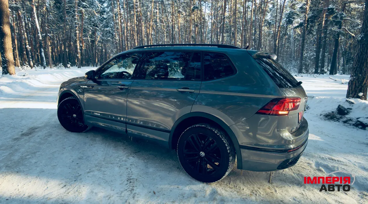 Volkswagen Tiguan - фото 1