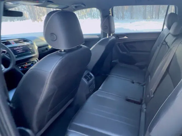 Volkswagen Tiguan - фото 5