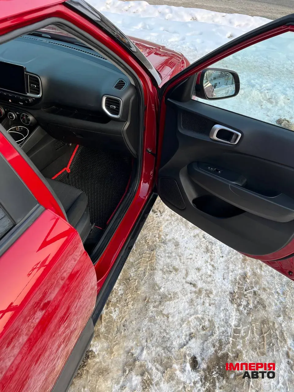 Hyundai Venue - фото 7