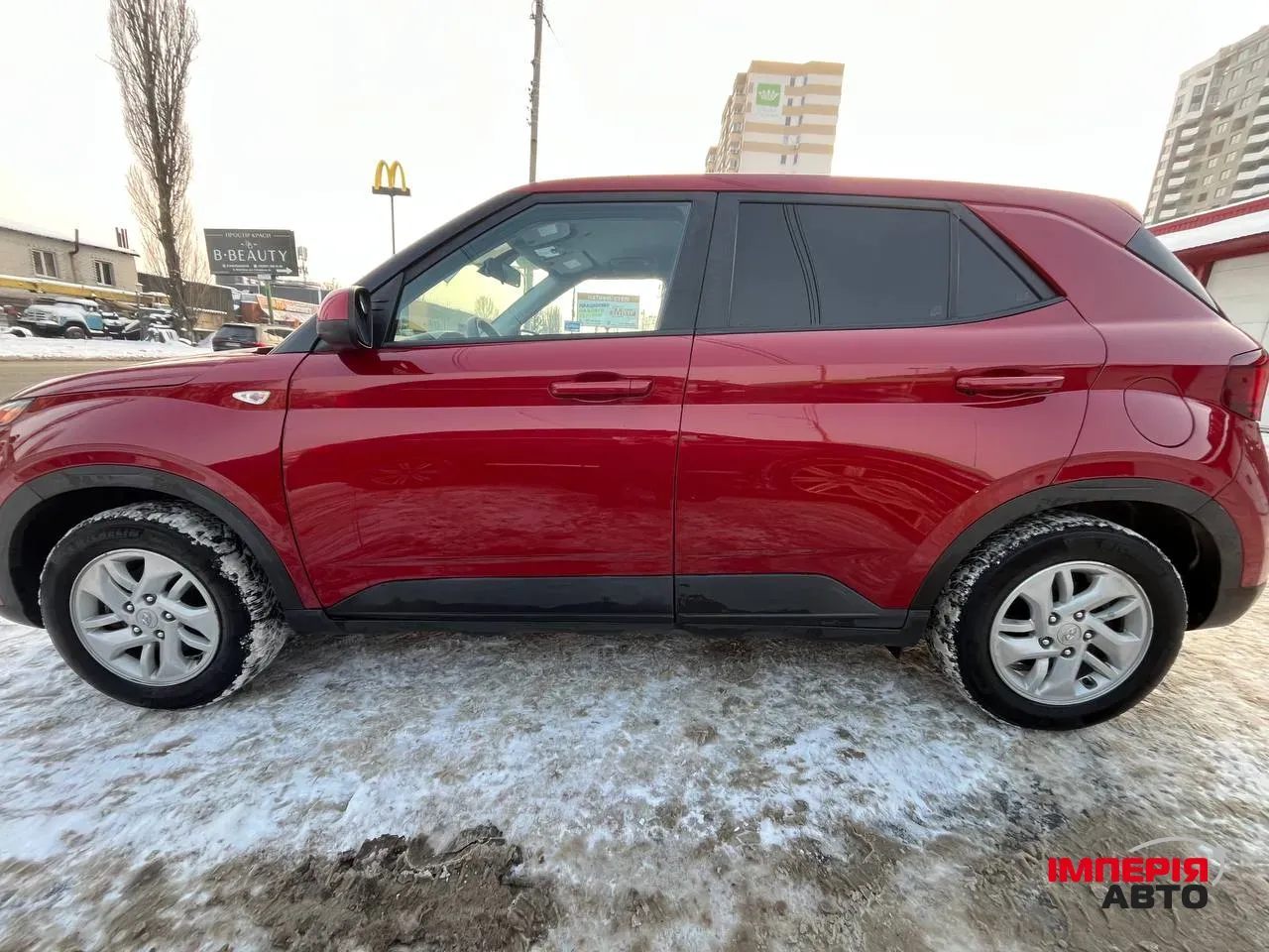 Hyundai Venue - фото 2