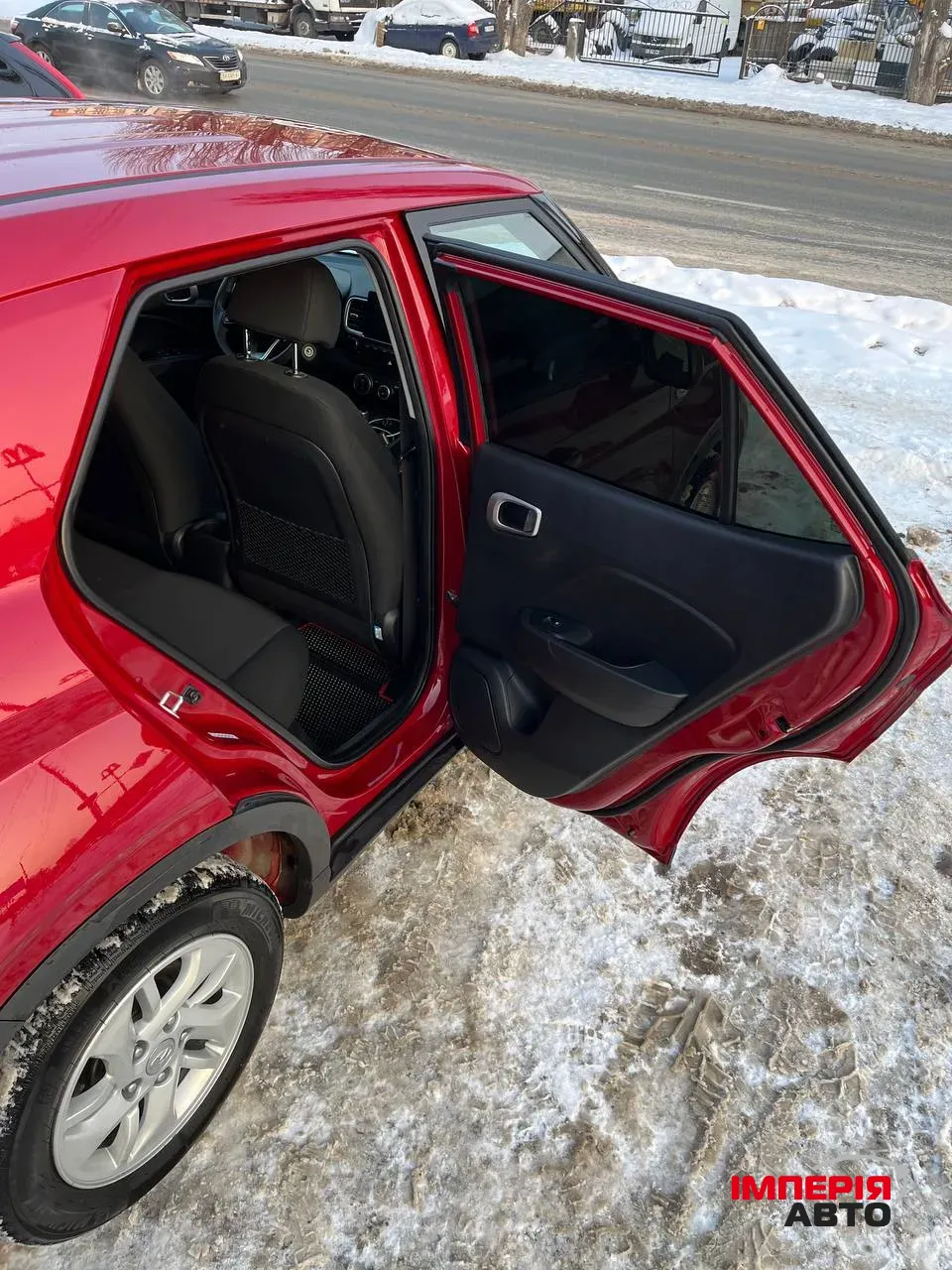 Hyundai Venue - фото 28