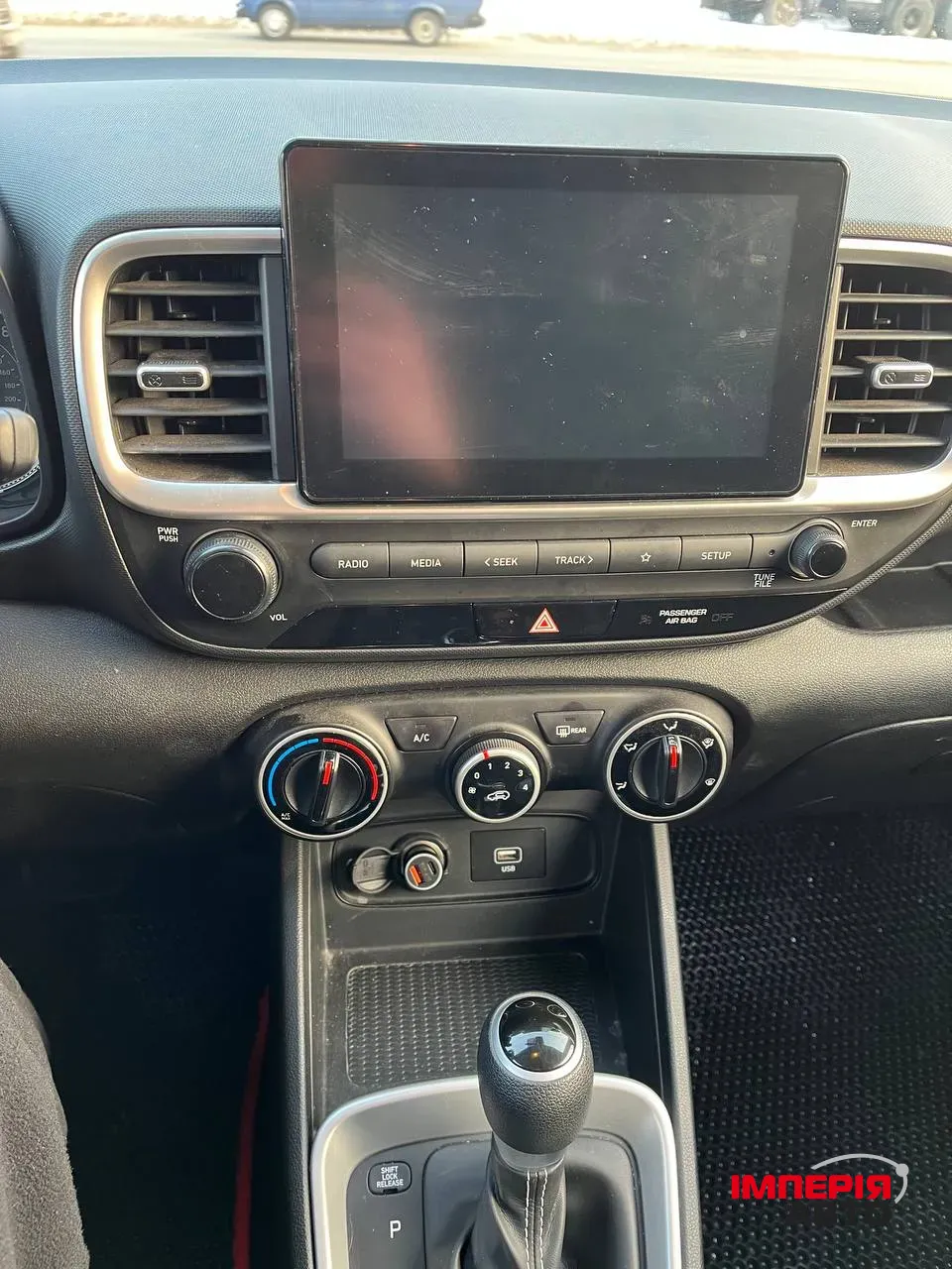 Hyundai Venue - фото 21