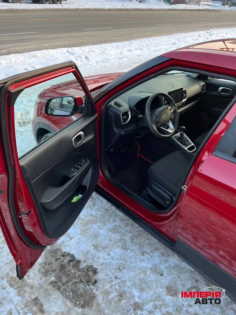 Hyundai Venue - фото 8