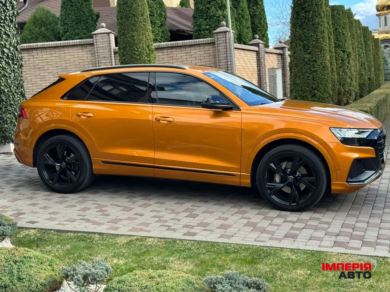 Audi Q8 - фото 6