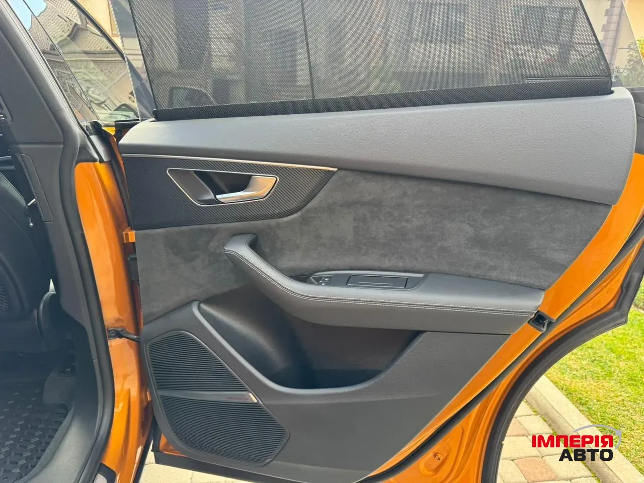 Audi Q8 - фото 49