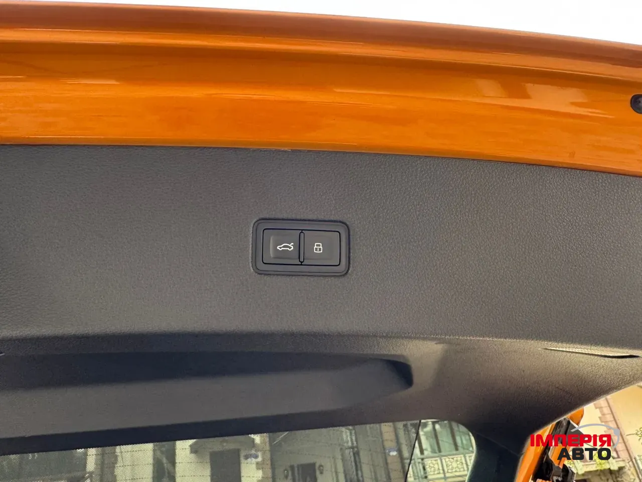 Audi Q8 - фото 21