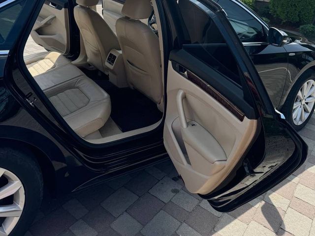 Volkswagen Passat (North America and China) 2012, Сарни, $9 300 - зображення 3