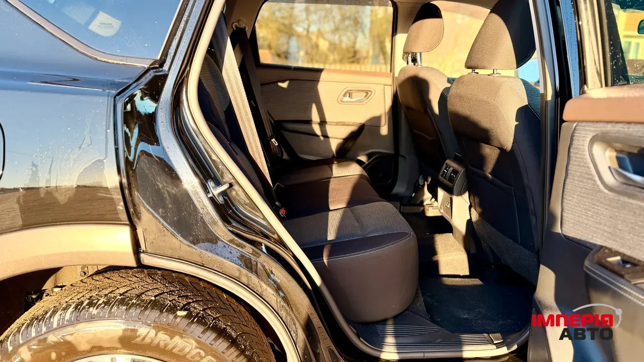 Nissan Rogue - фото 9