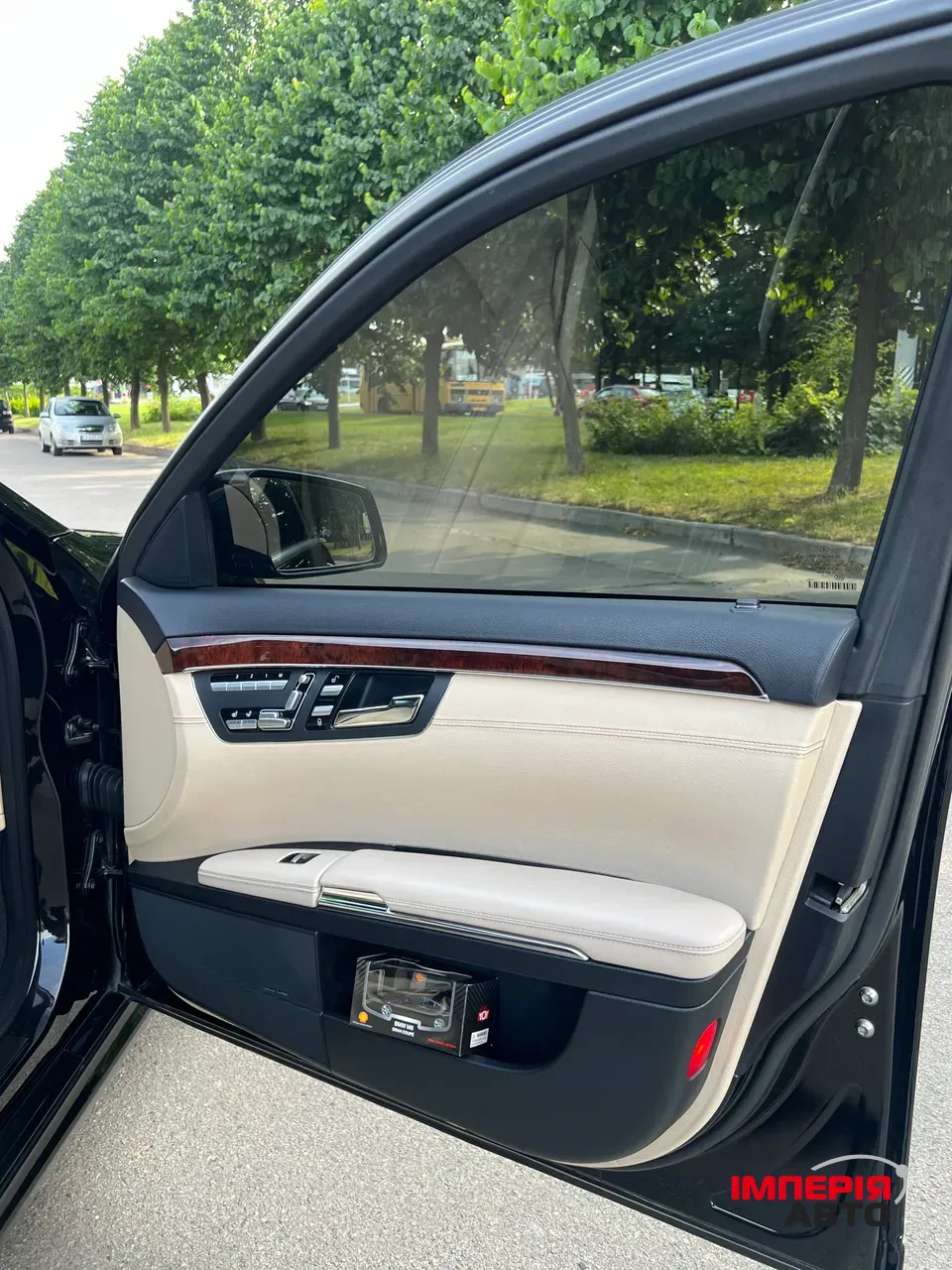 Mercedes-Benz S-Класс - фото 19