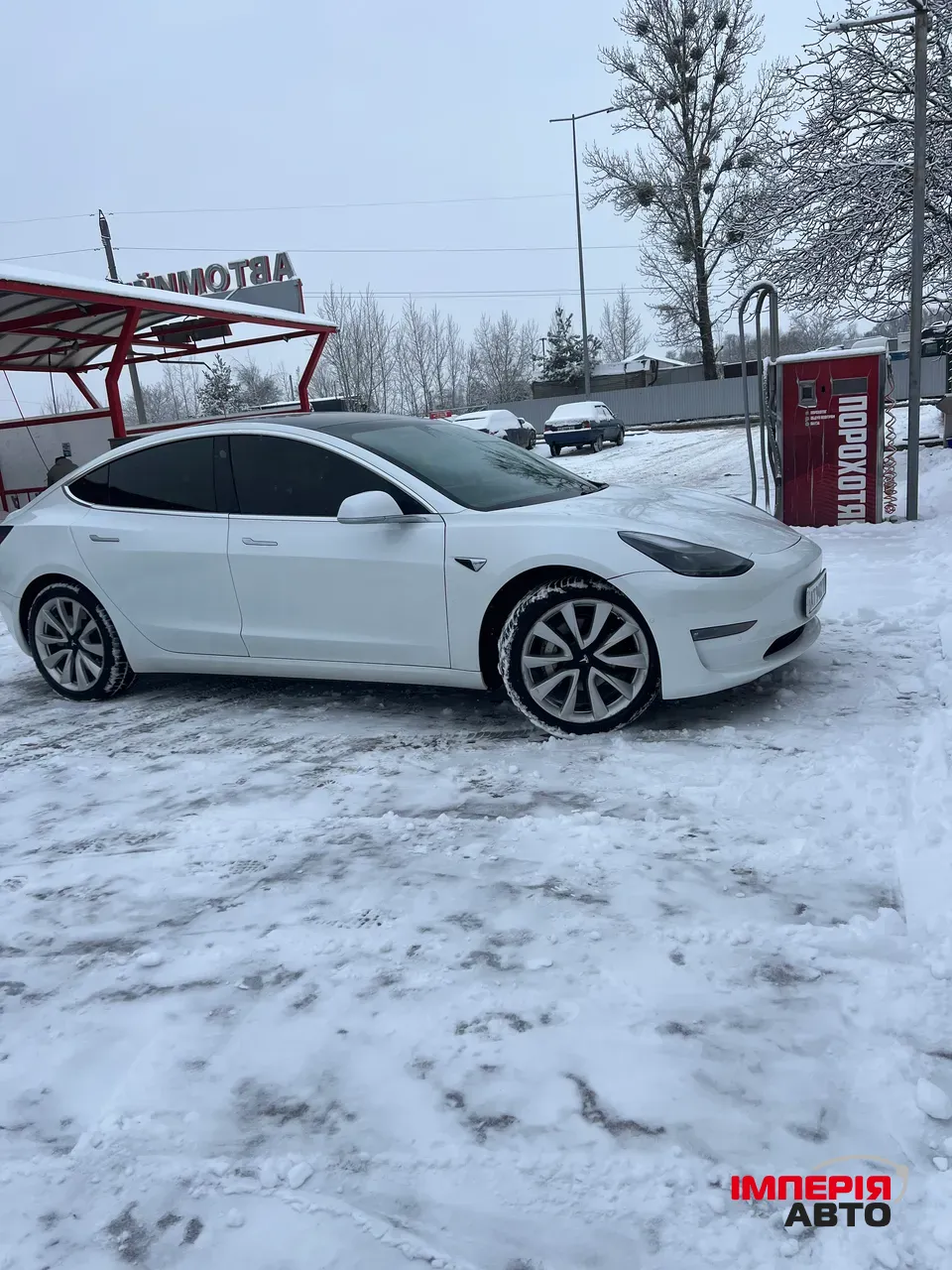 Tesla Model 3 - фото 10