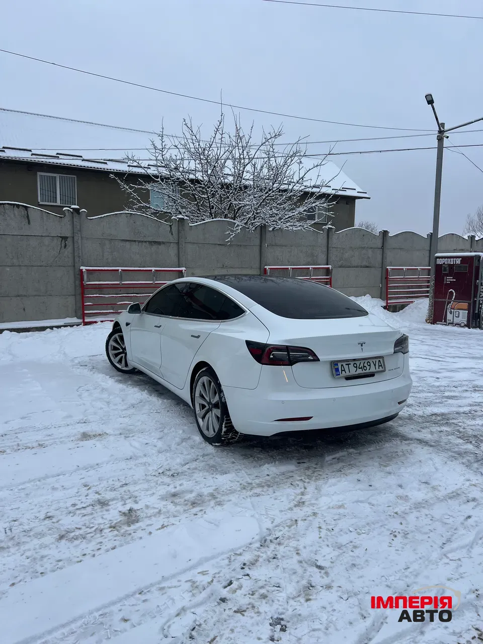 Tesla Model 3 - фото 8