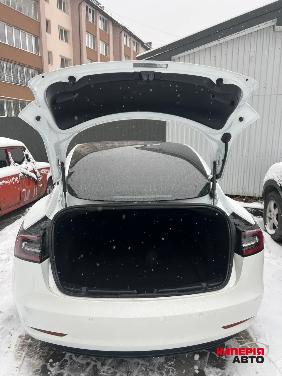 Tesla Model 3 - фото 14