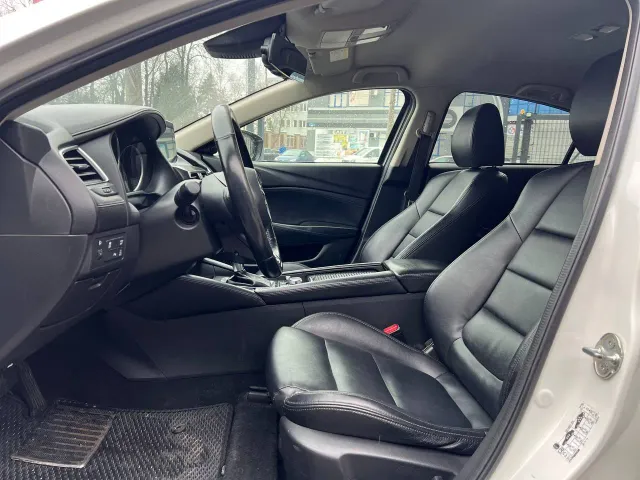 Mazda 6 - фото 4
