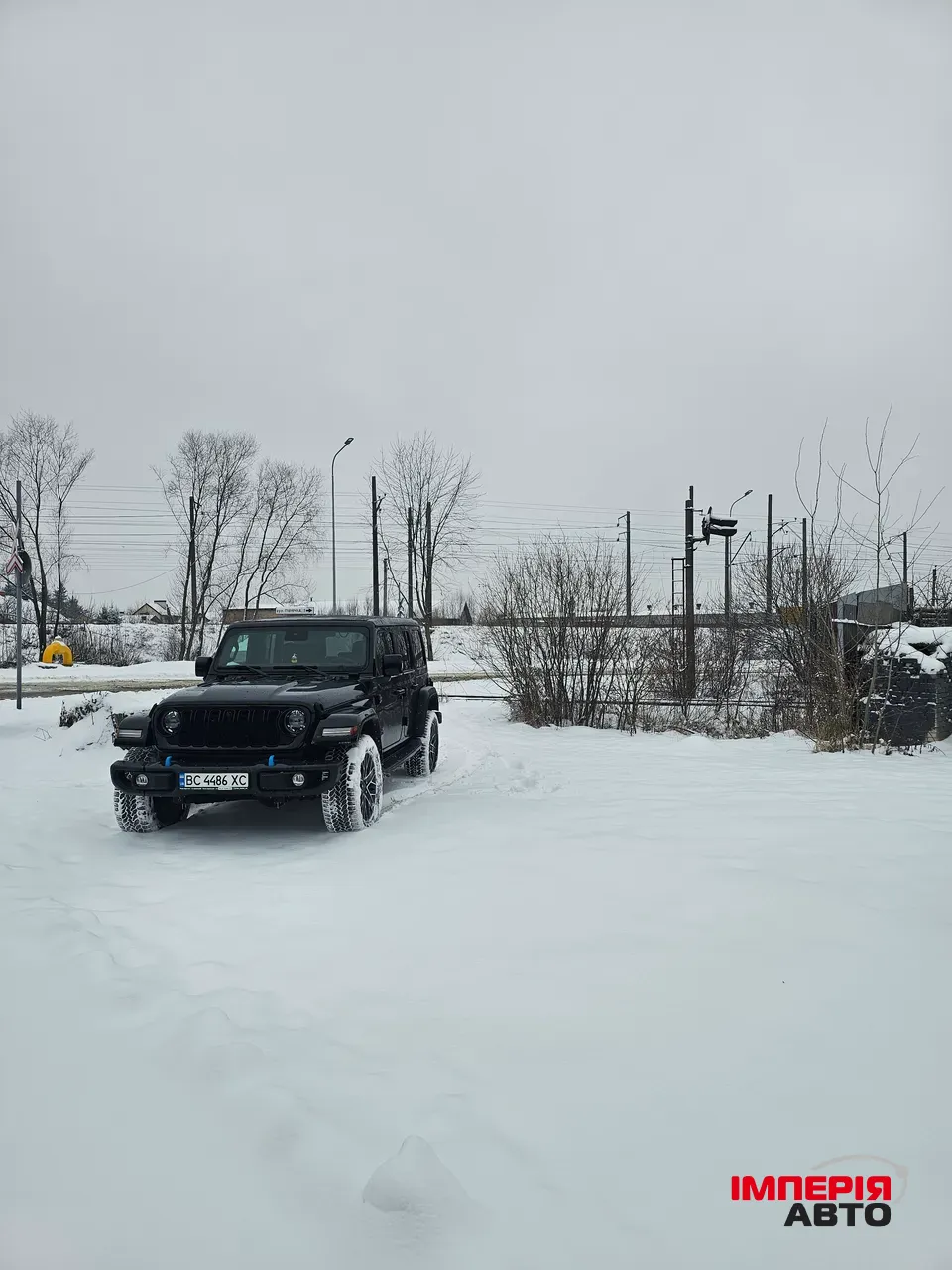 Jeep Wrangler - фото 1