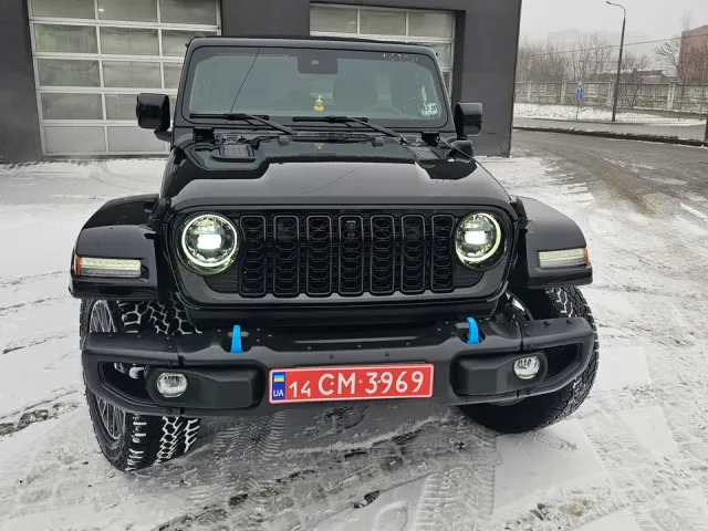 Jeep Wrangler - фото 3