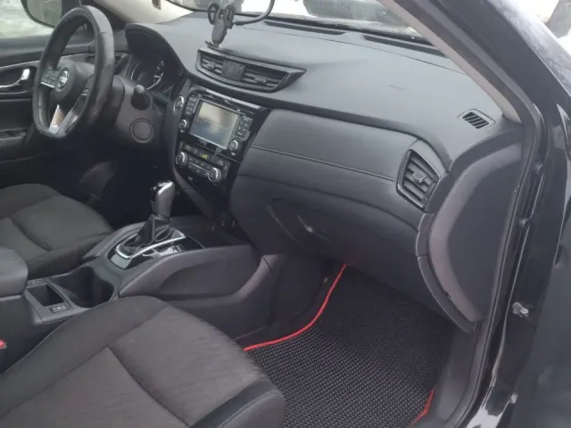 Nissan Rogue - фото 4