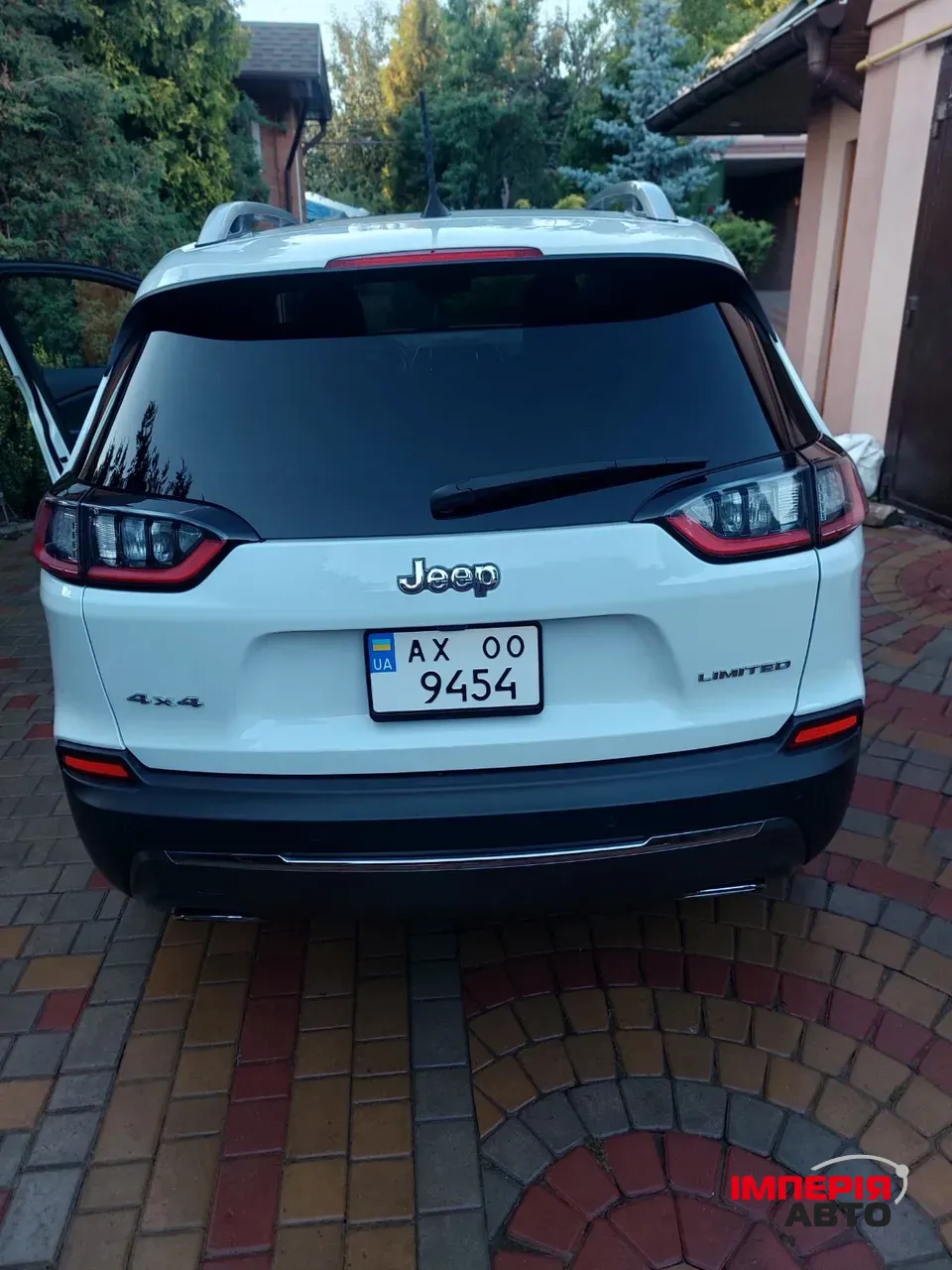 Jeep Cherokee - фото 19