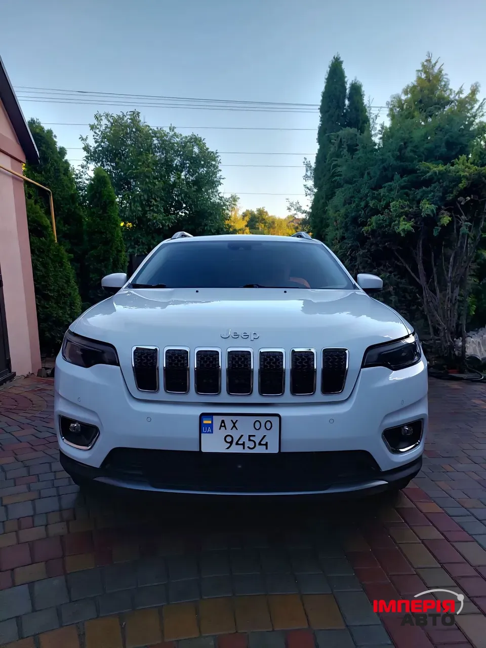 Jeep Cherokee - фото 1