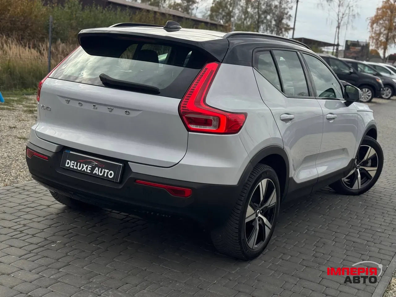 Volvo XC40 - фото 2