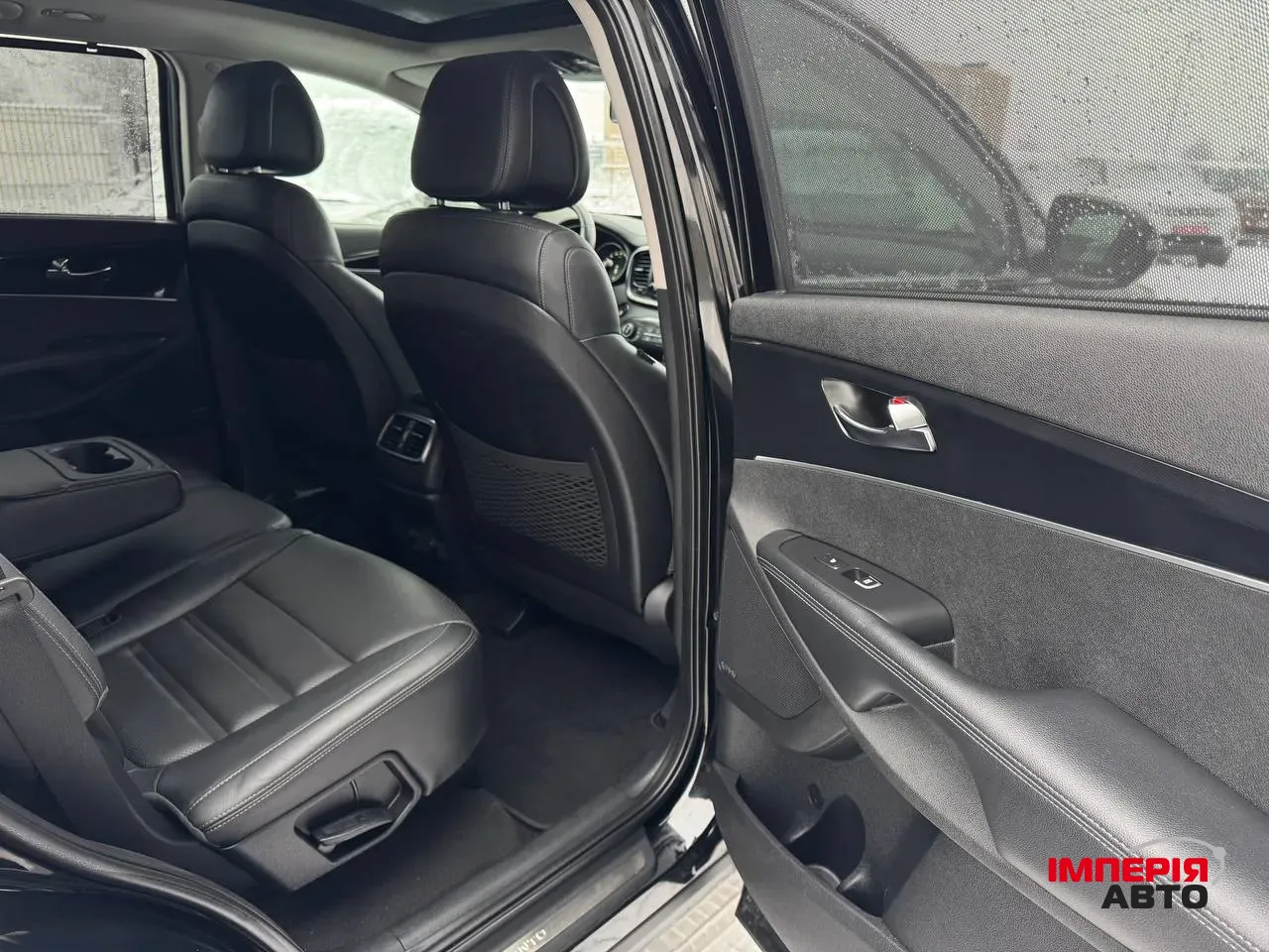 Kia Sorento - фото 8