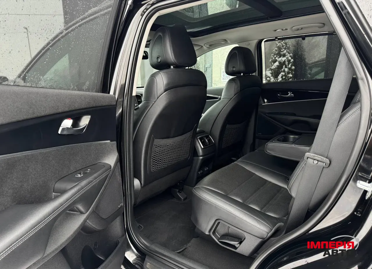Kia Sorento - фото 6