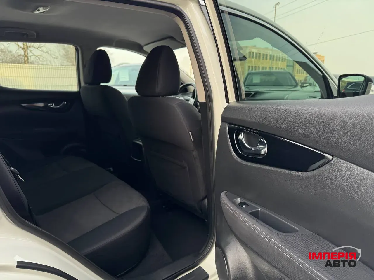 Nissan Qashqai - фото 7