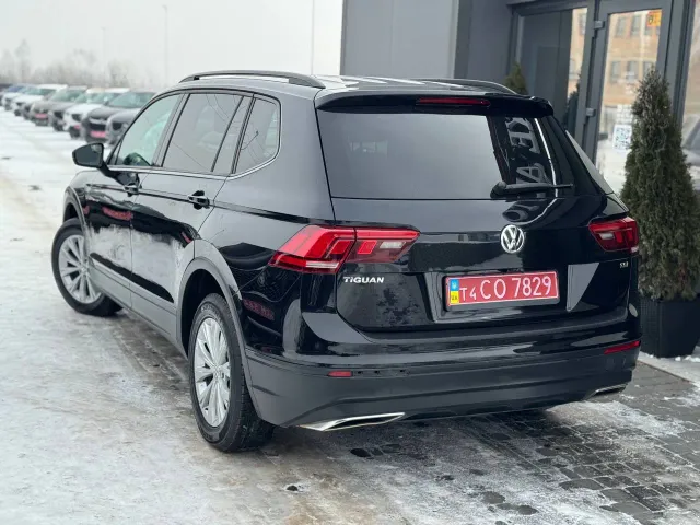 Volkswagen Tiguan - фото 2