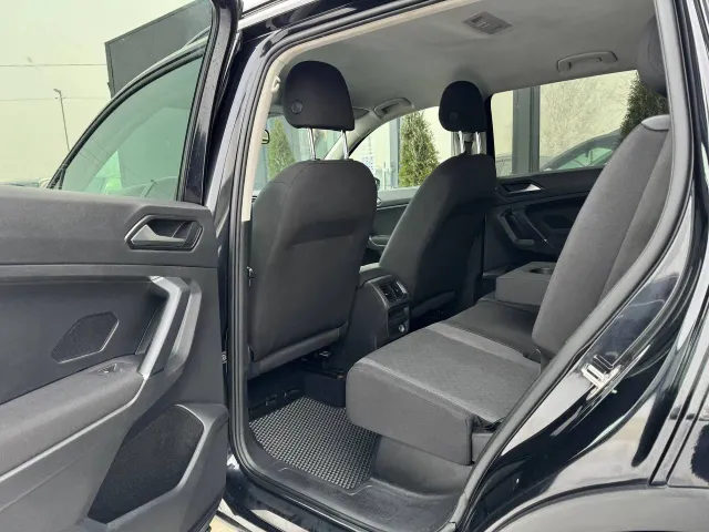 Volkswagen Tiguan - фото 5