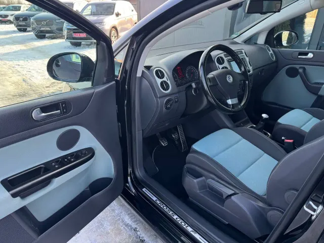 Volkswagen Golf Plus - фото 5