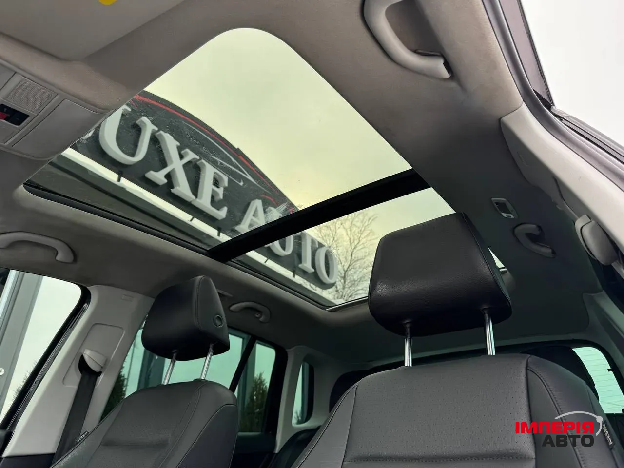 Volkswagen Tiguan - фото 9