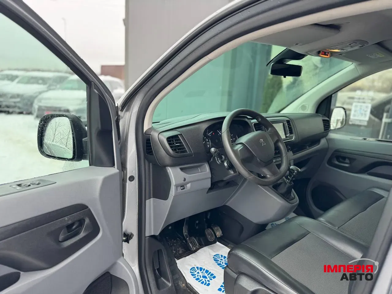 Peugeot Expert - фото 5