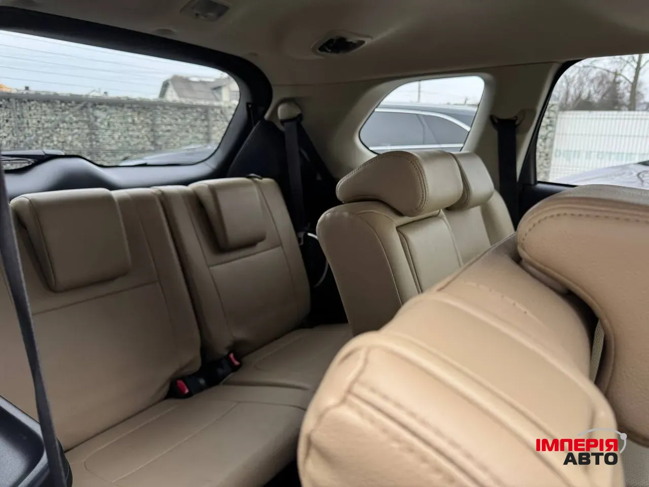 Mitsubishi Outlander - фото 9