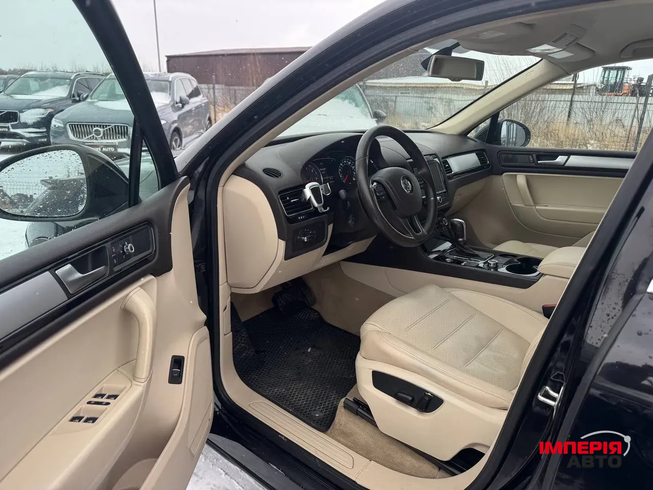 Volkswagen Tiguan - фото 5