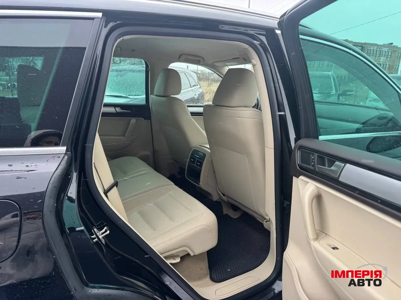 Volkswagen Tiguan - фото 7