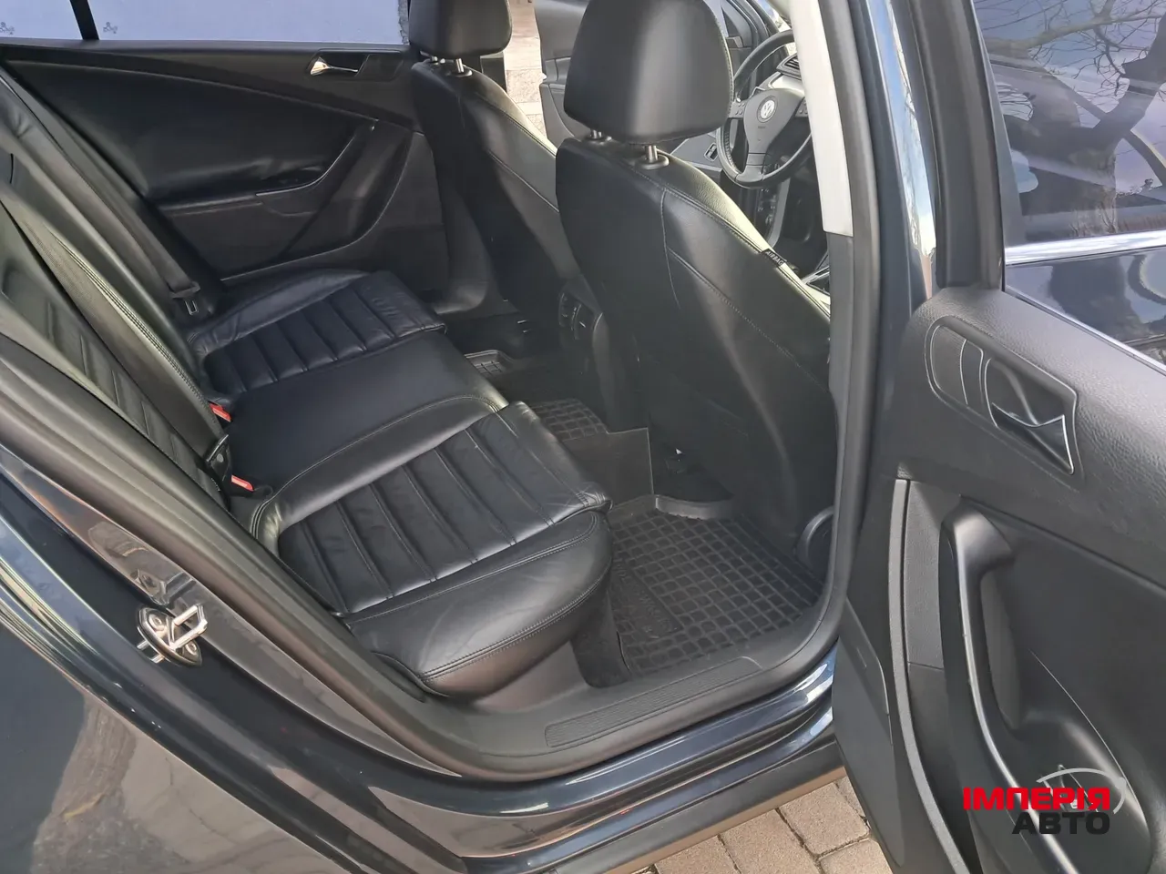 Volkswagen Passat - фото 10