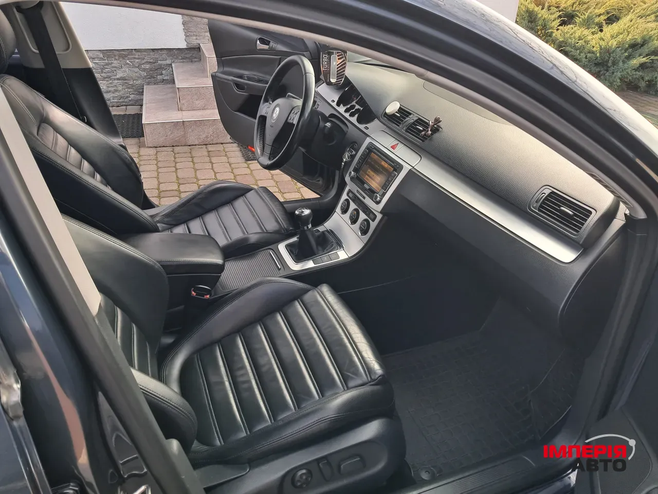 Volkswagen Passat - фото 7