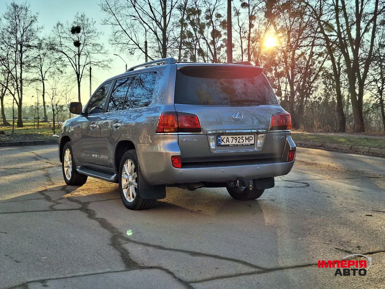 Lexus LX - фото 4