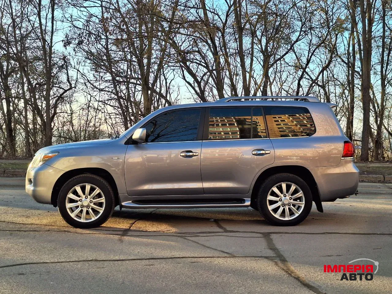 Lexus LX - фото 3
