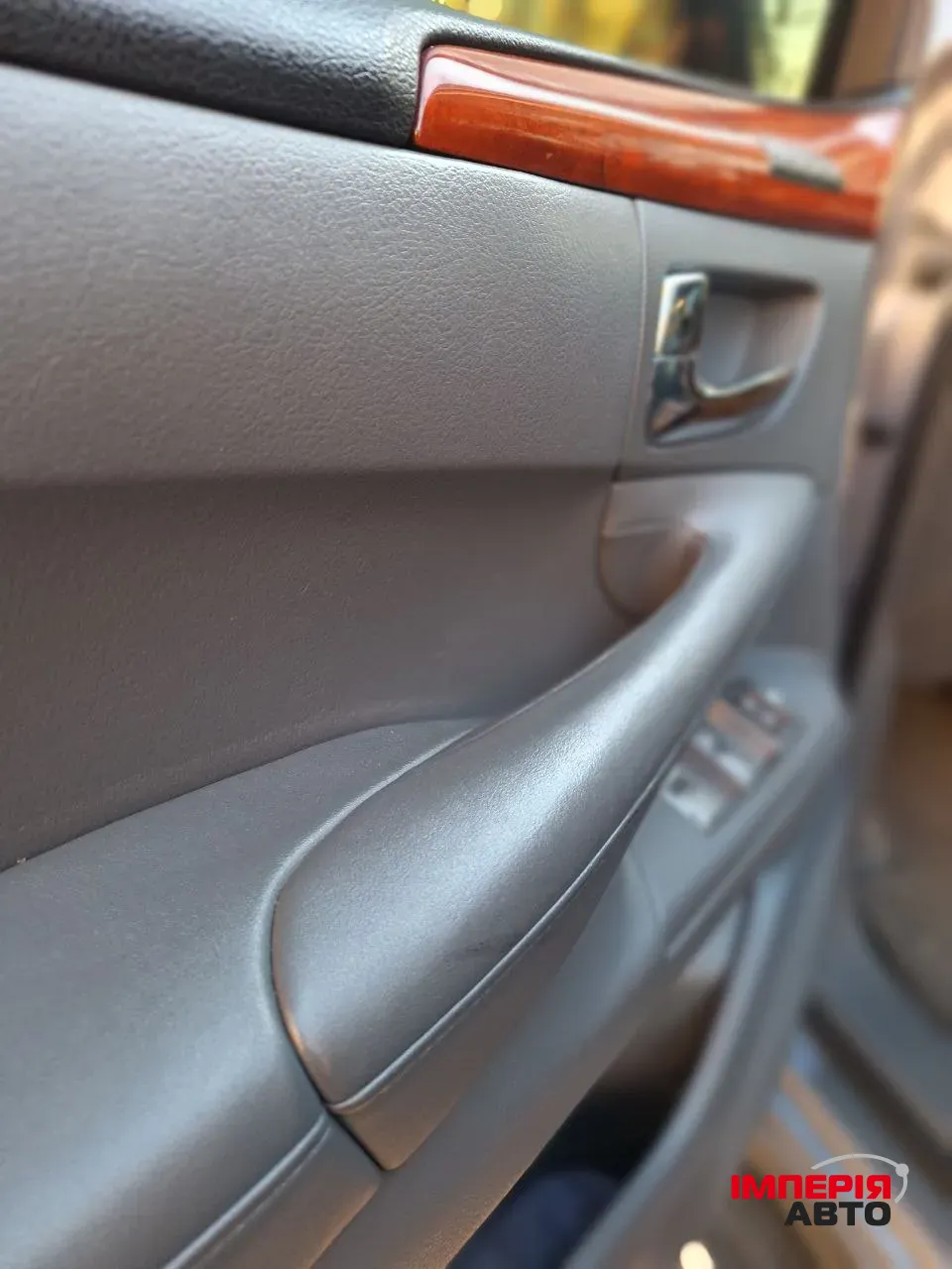 Lexus LX - фото 16