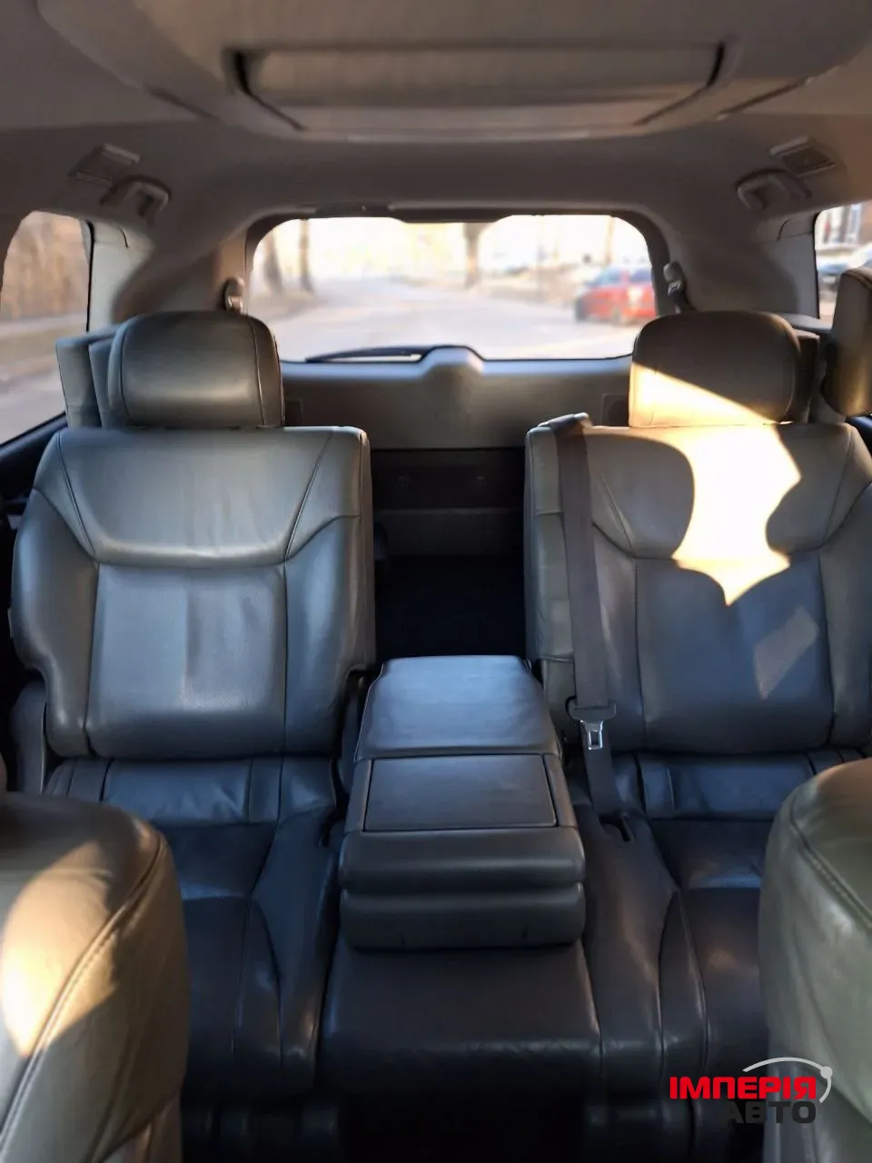 Lexus LX - фото 12