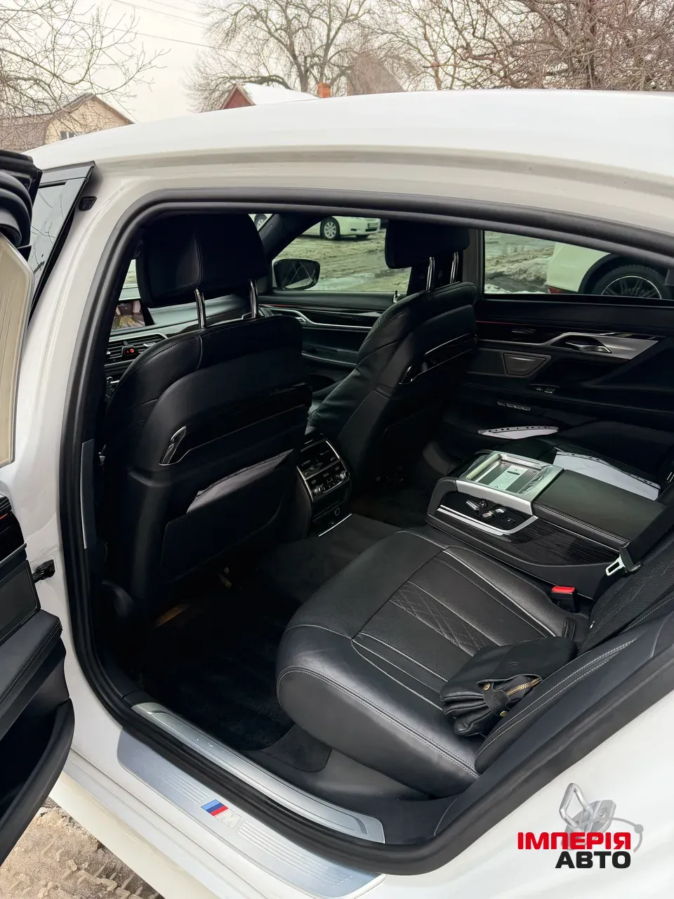 BMW 7 серії - фото 8