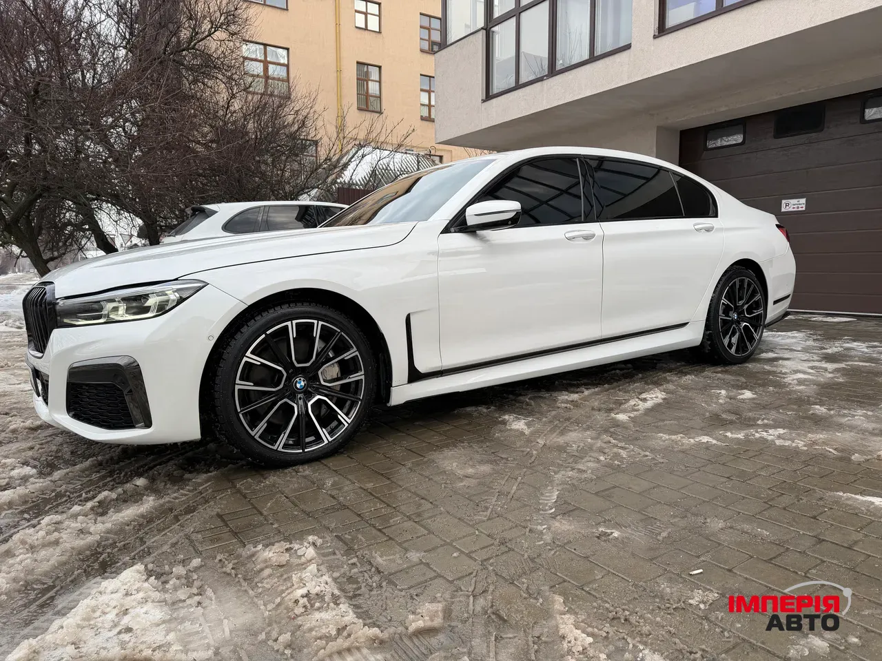 BMW 7 серії - фото 1