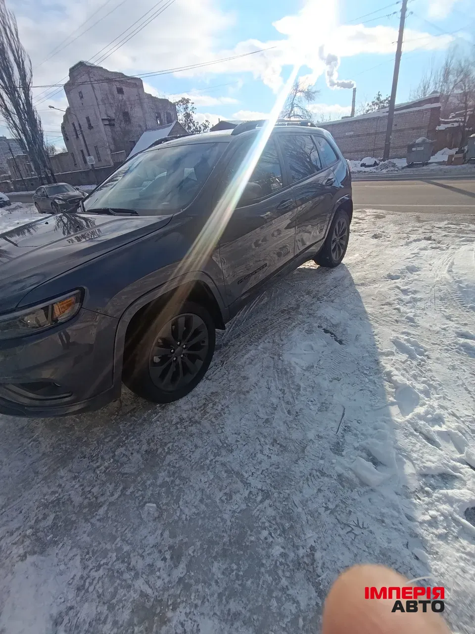 Jeep Cherokee - фото 2