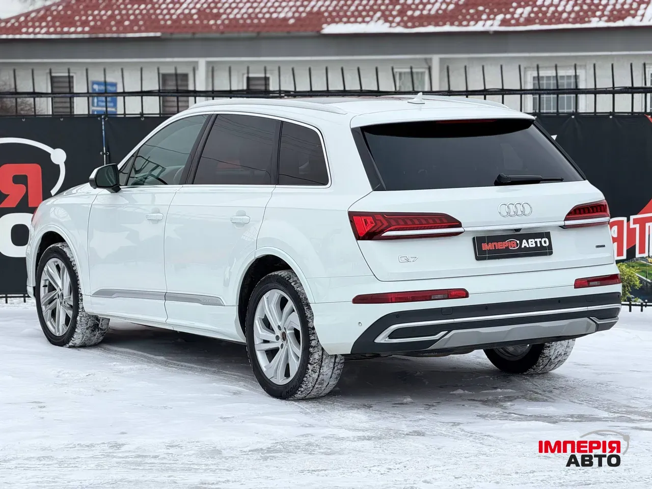 Audi Q7 - фото 4