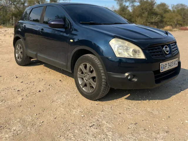 Nissan Qashqai - фото 1