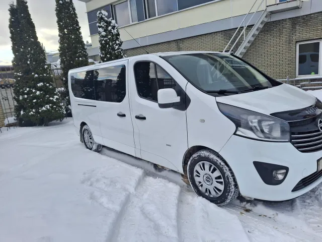 Opel Vivaro - фото 3